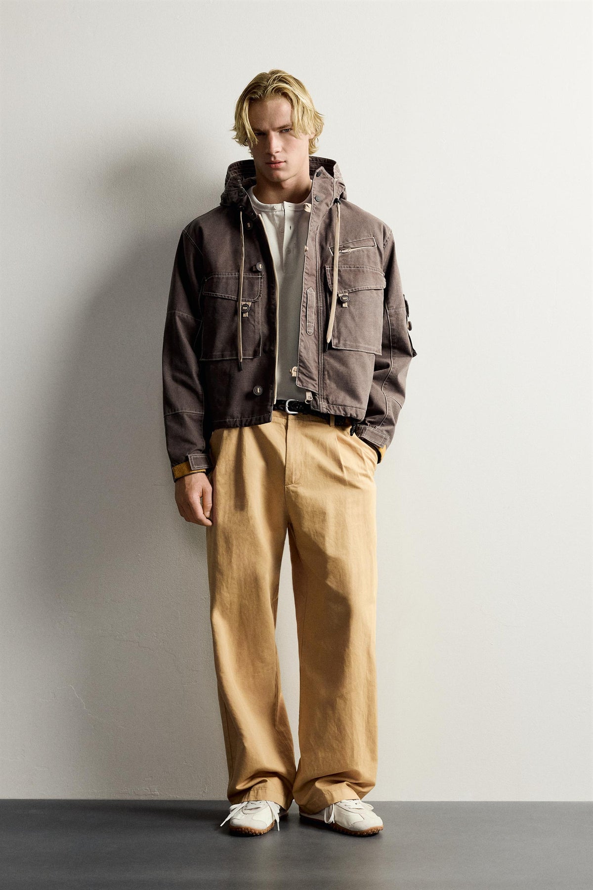CROPPED FIT UTILITY POCKET JACKET